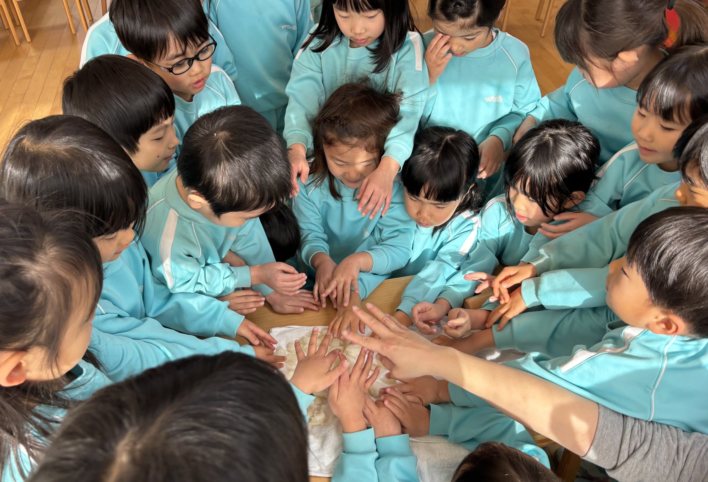 1月の食育～食べ物の変身～・鏡開きをしたよ！