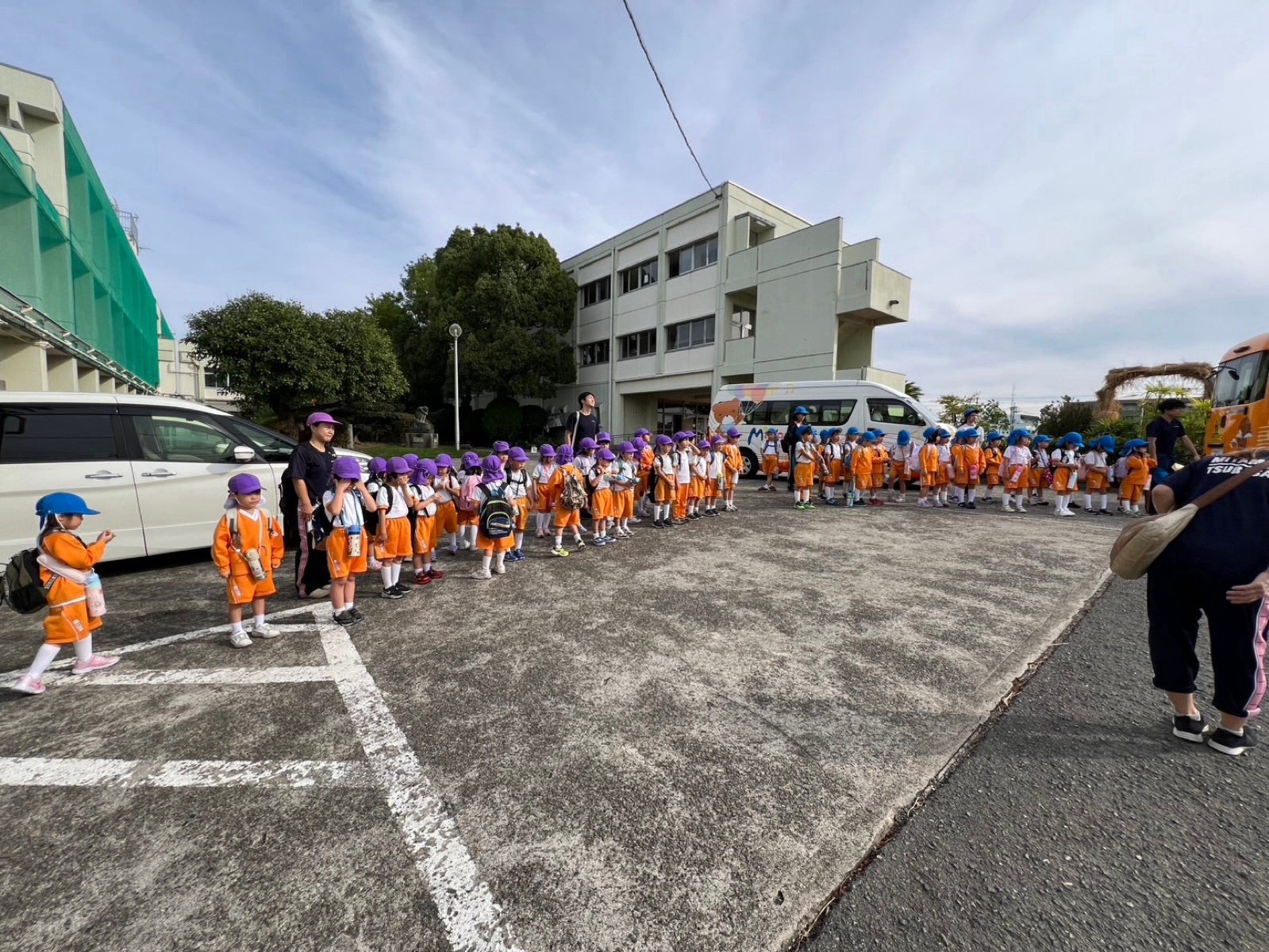 10月の園で遊ぼうがあったよ　遠足にいったよ！【年長児：農芸高校】