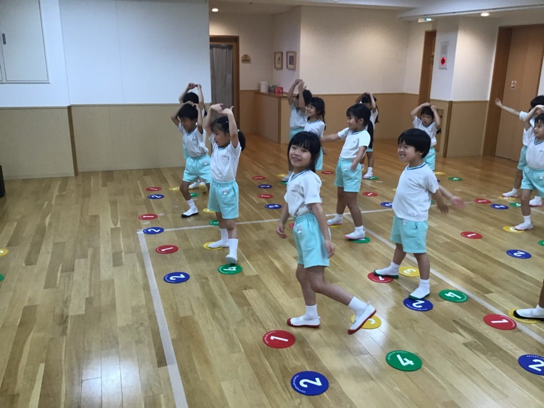 ８月　ダンス